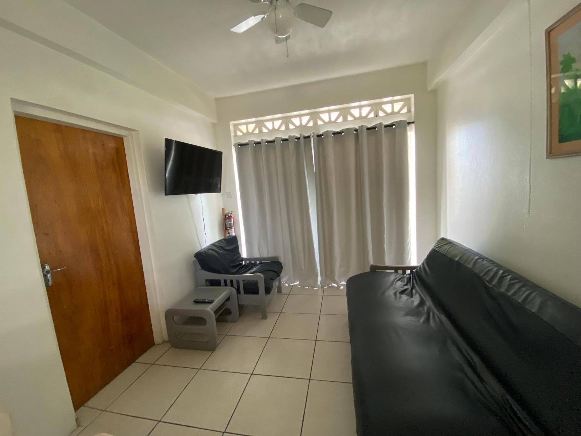 Melrose Beach Apartments Inc 布里奇敦 客房 照片
