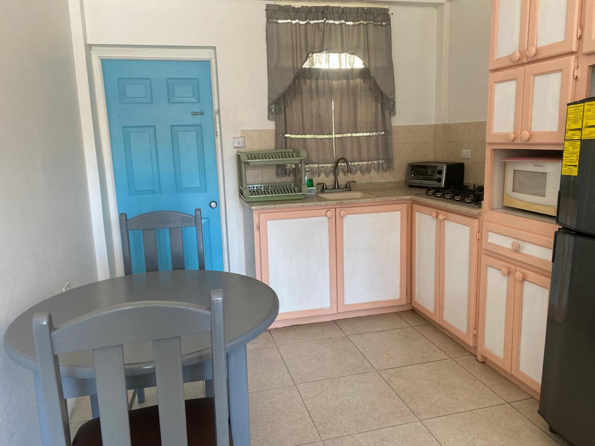 Melrose Beach Apartments Inc 布里奇敦 客房 照片